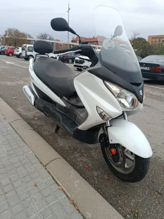 Suzuki Burgman 125 ABS Blanca
