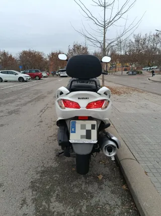 Suzuki Burgman 125 ABS Blanca