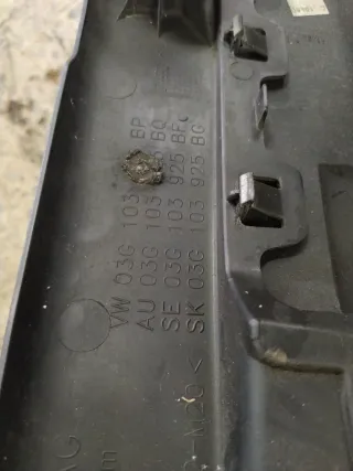 Tapa motor Seat Leon 140cv