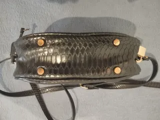 Bolso bandolera piel efecto serpiente