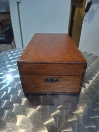 Set da barbiere in legno