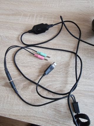 Cascos Gamer Ozeino RGB PC/PS5