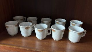Conjunto 10 Tazas Porcelana Blancas y Doradas