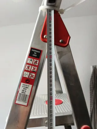 Escalera Tijera Aluminio 8 Peldaños