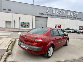 RENAULT MEGANE 1.6i 115CV !! 2.450€ !!