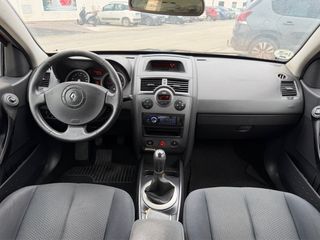 RENAULT MEGANE 1.6i 115CV !! 2.450€ !!