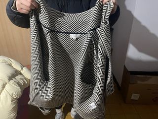 Giacchetto Donna con Design a Spina di Pesca in Bianco e Nero