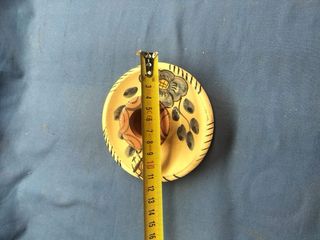 Palmatória em barro pintada à mão