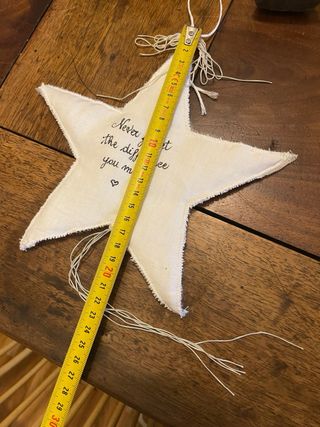 Prenotate Maria B stelle in lino scritte a mano