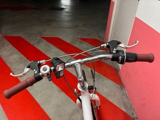 Bicicleta Infantil B'TWIN 24 pulgadas