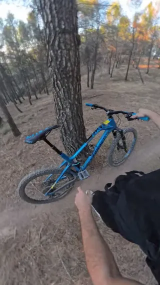 Bicicleta Enduro Mondraker Foxy R Azul eléctrico