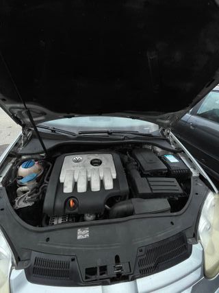 Volkswagen Golf 2004