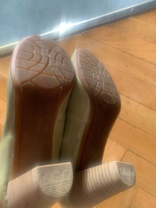 Zapatos Callaghan Tacón Mujer Beige/Gris