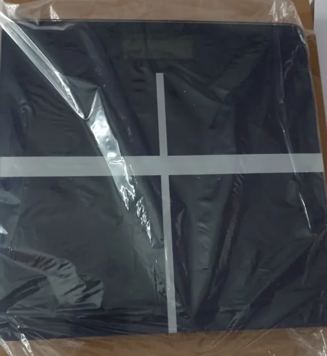 Báscula digital de cristal negra