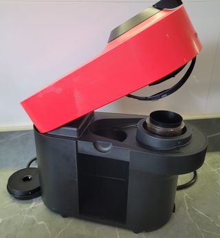 Cafetera Nespresso Vertuo Next Roja