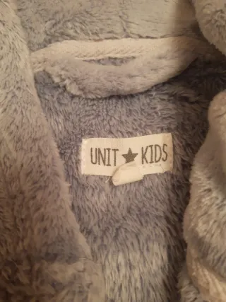 Bata infantil estrellas gris