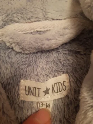 Bata infantil estrellas gris