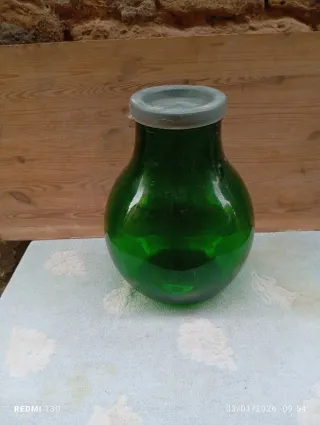 Damigiana in vetro vintage verde