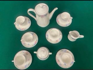 Juego de café porcelana floral sin estrenar