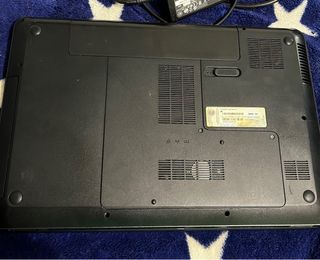 Portátil HP Pavilion G6 i3 4GB RAM 320GB Morado