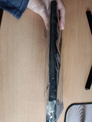 Cartera GHD Edición Limitada Negra y Dorada