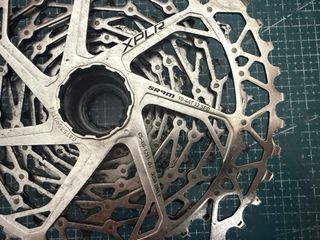 Cassette SRAM RIVAL 10-44 12v