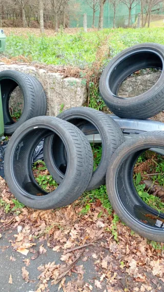 Neumáticos de coche