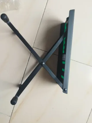 Reposapiés Guitarrista Ajustable 6 Niveles