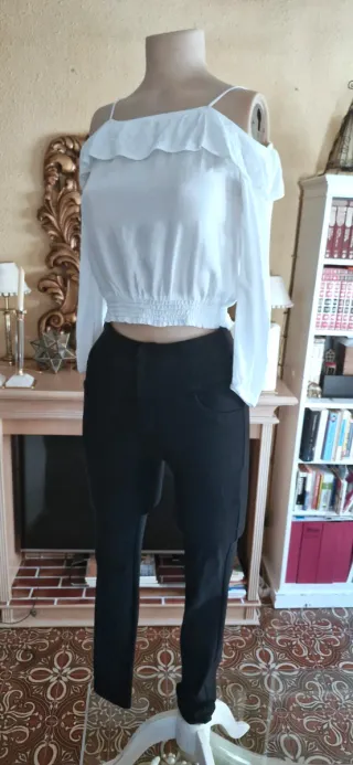 Blusa H&M blanca hombros descubiertos