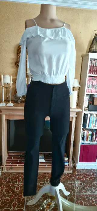 Blusa H&M blanca hombros descubiertos