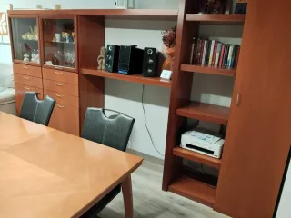 Mesa de comedor y 4 sillas