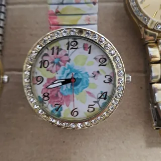 Lotto 6 Orologi Uomo Donna Diversi Diametri