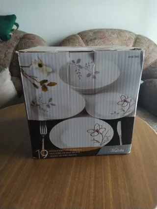 Conjunto de Platos 19 Piezas