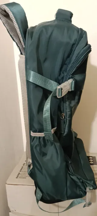 Mochila con ruedas amplia y cómoda