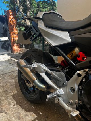 Reposapiés BMW S1000 R RR XR NineT