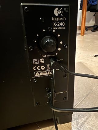 Altavoces Logitech X-240 Negro 2.1