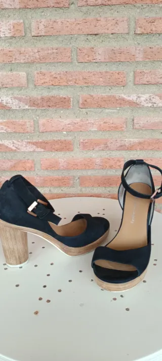 Sandalias Tacón Piel Negra