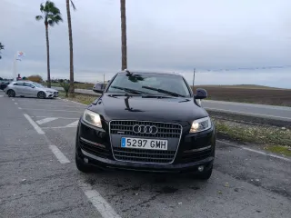 Audi Q7 2004