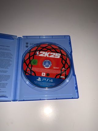 Consola PS4 Pro + Juego NBA 2K25