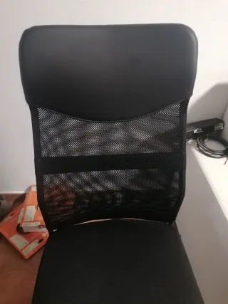 Silla de oficina negra