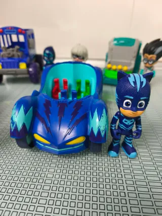 Coches y Muñecos PJ Masks