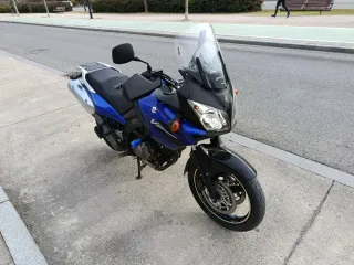 Suzuki V-Strom 650 Azul