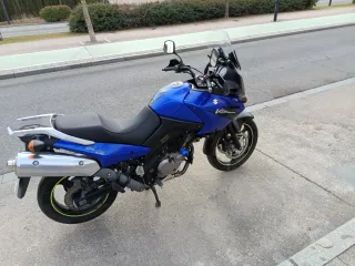 Suzuki V-Strom 650 Azul