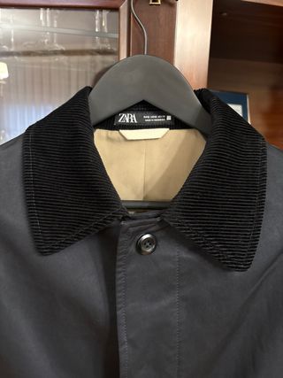 Gabardina Zara Negra Talla S “COMO NUEVA”