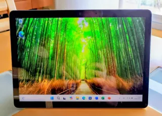 Microsoft Surface Go 2 + Type Cover