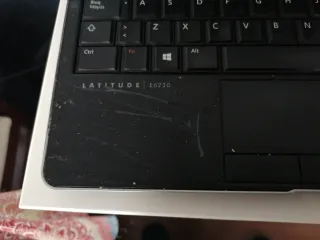 Portátil Dell Latitude E6230 lo