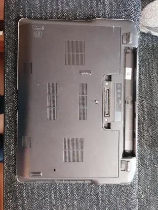 Portátil Dell Latitude E6230 lo