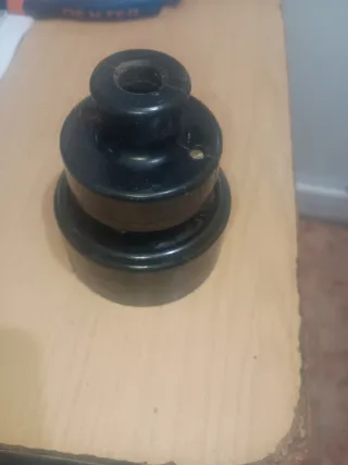 Enchufe vintage de baquelita