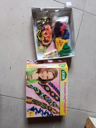 Kits para hacer pulseras y abalorios