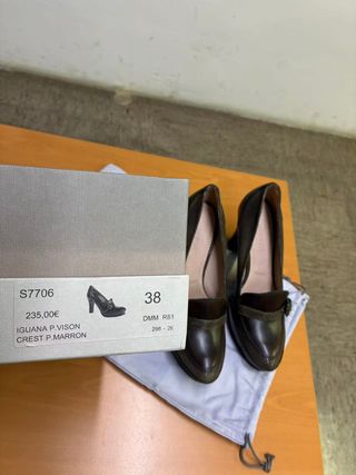 Zapatos de tacón Lottusse Marrones Nuevos